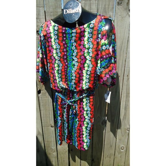 NWT Trina Turk Multi Floral M Slit Sleeve Dress $128 Bernice 181515 Washable - Picture 1 of 7